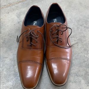 Mens dress shoes